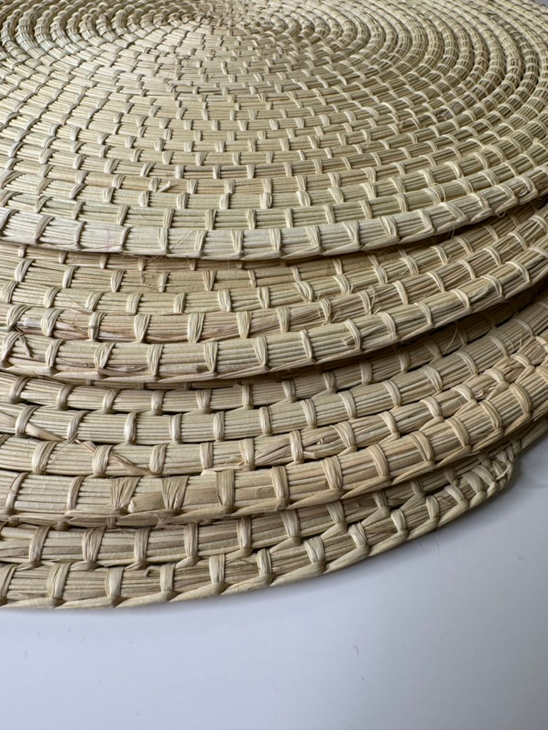 ROUND TOQUILLA NATURAL STRAW PLACEMENT (SET x 4)