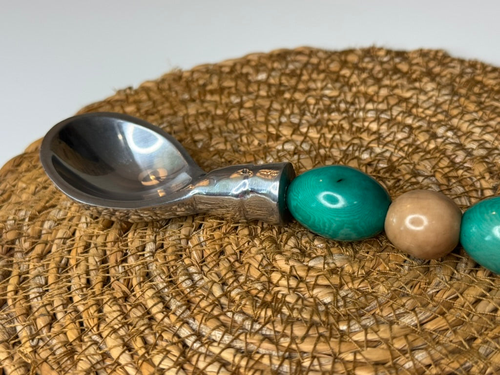 DIP LITTLE SPOON + TAGUA