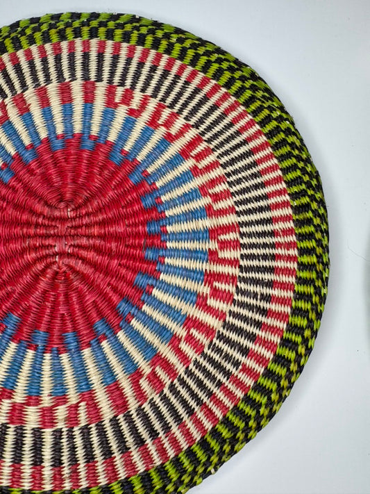 ROUND COLORFUL TOQUILLA STRAW PLACEMENT (SET x 4)