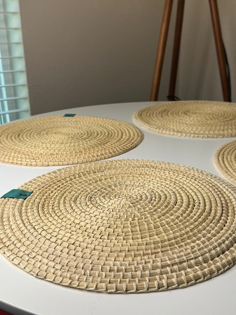 ROUND TOQUILLA NATURAL STRAW PLACEMENT (SET x 4)