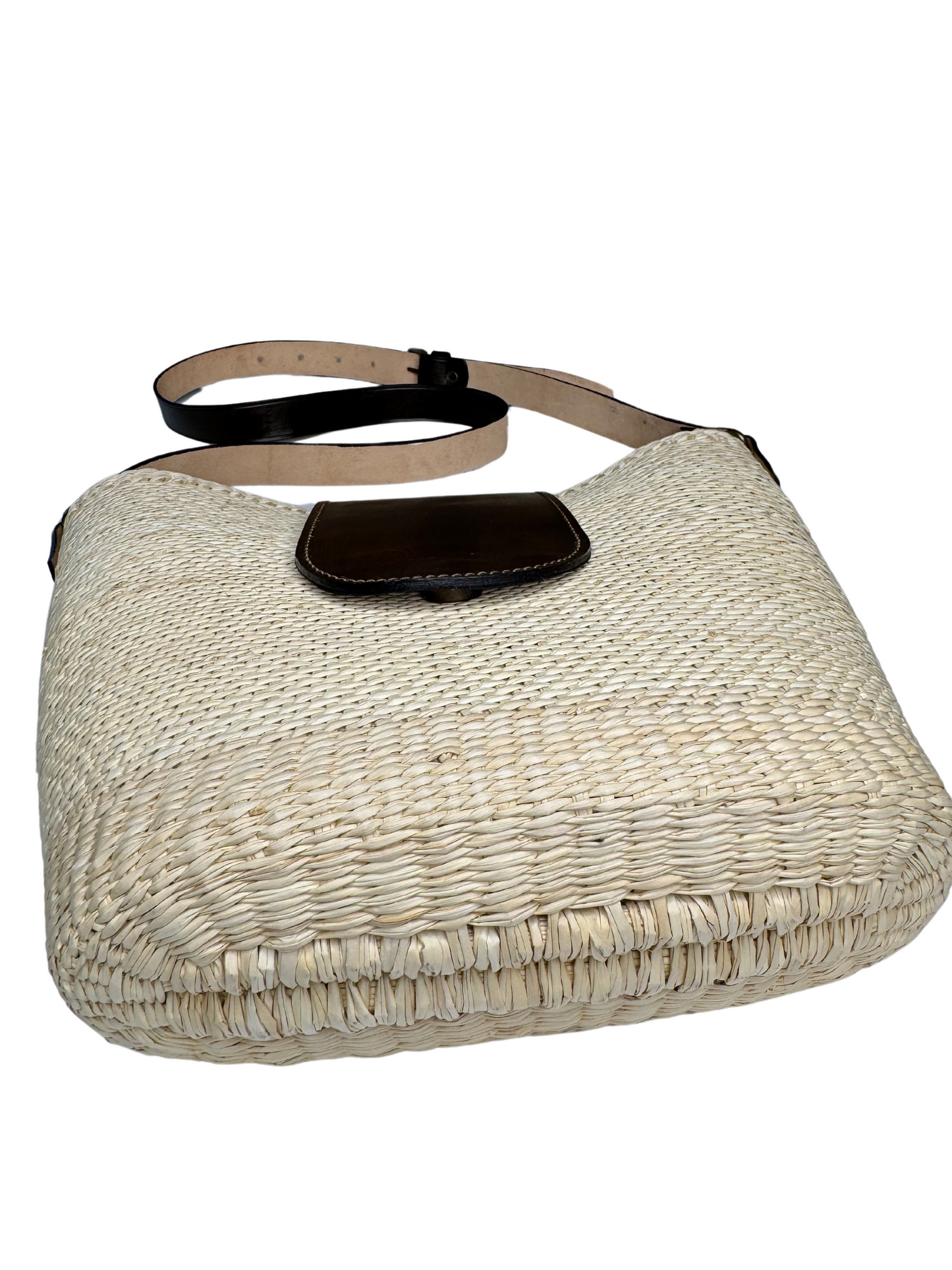 TOQUILLA STRAW FLAP BAG + CROSSBODY STRAP