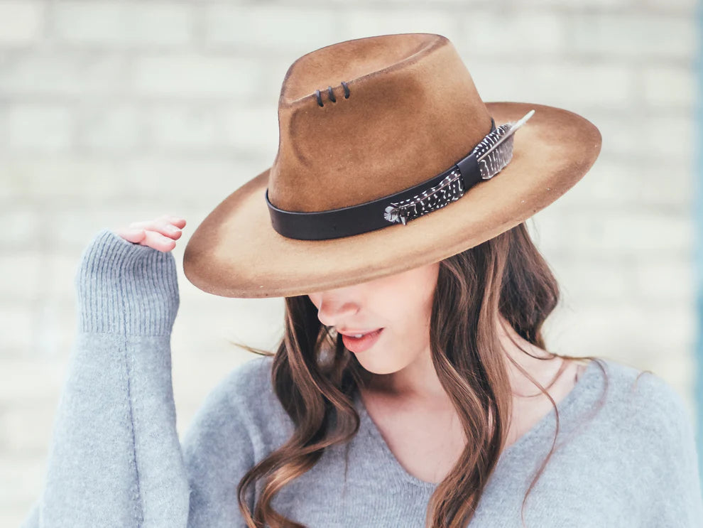 USED EFFECT HAT