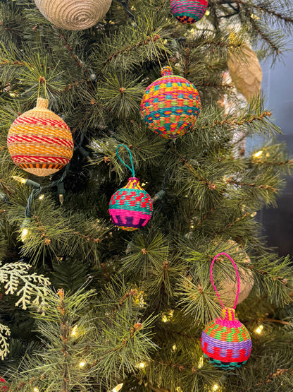TOQUILLA STRAW XMAS ORNAMENTS - PCK 12